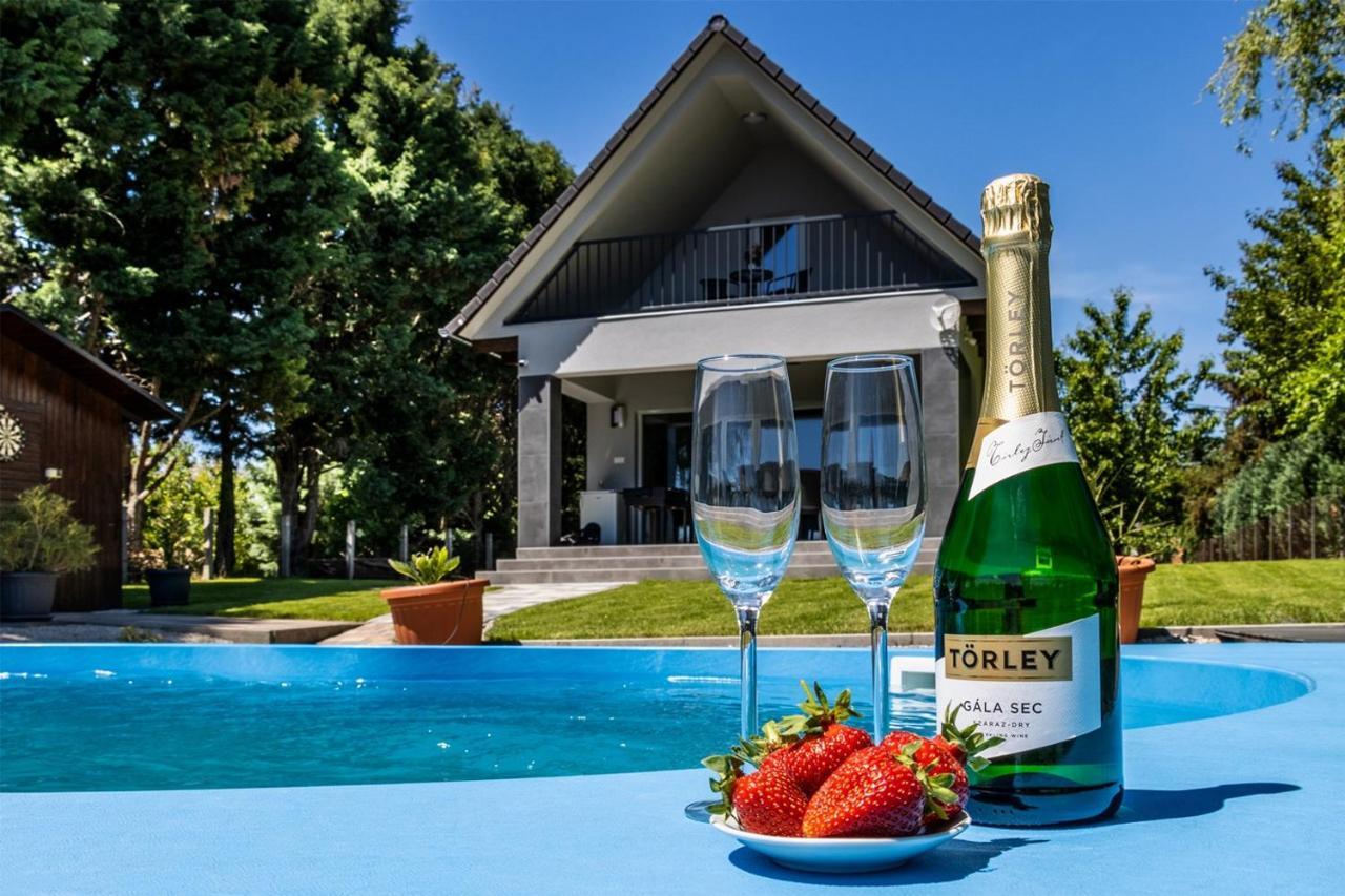 Kovago Vendeghaz Nagyfoki Holtag Holiday home Szarvas